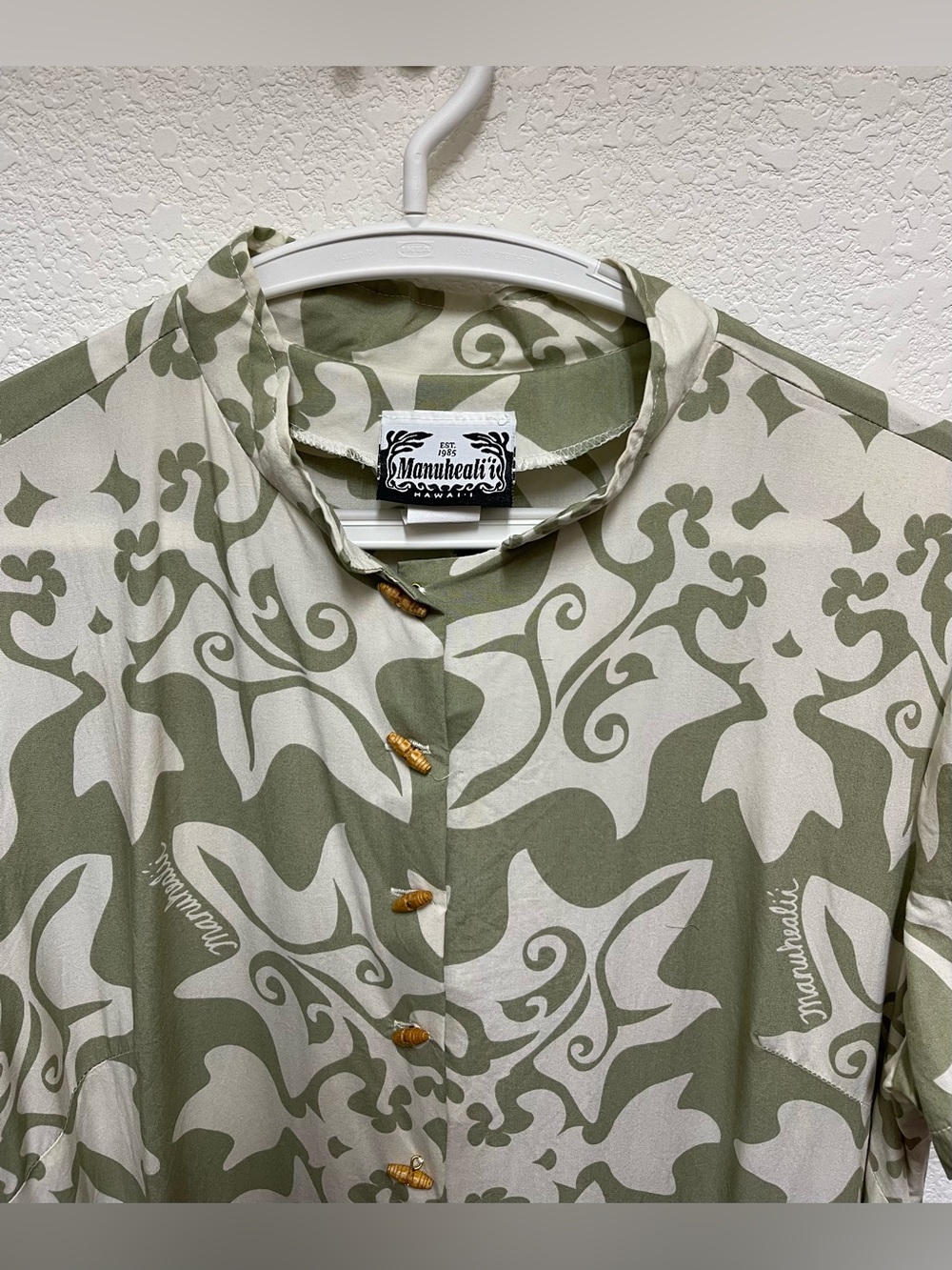 MANUHEALIʻI Kukui Short Sleeves Mandarin Collar Maxi Dress Women’s Size L - Picture 3 of 3
